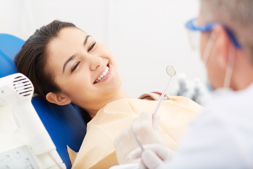 dental-patient-smiling-happy